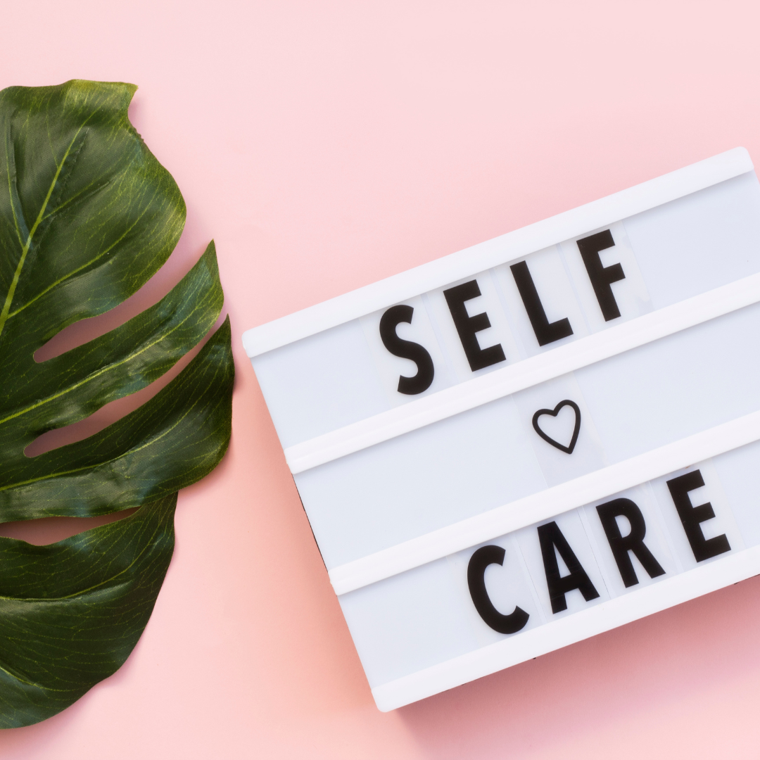 selfcare que significa autocuidado. imagen que busca hacer referencia a el Autocuidado y la Salud Mental Diaria